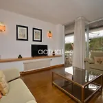 Athenea B3 Apartamento *