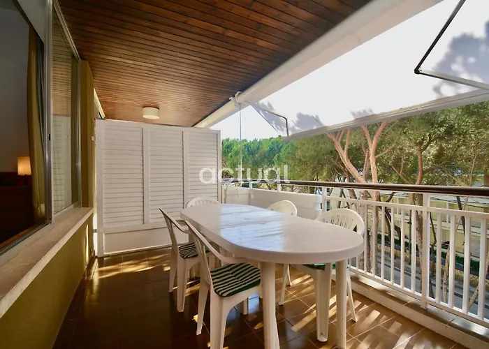 Athenea B3 Apartment *