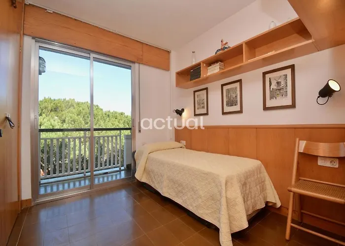 Athenea B3 Apartment